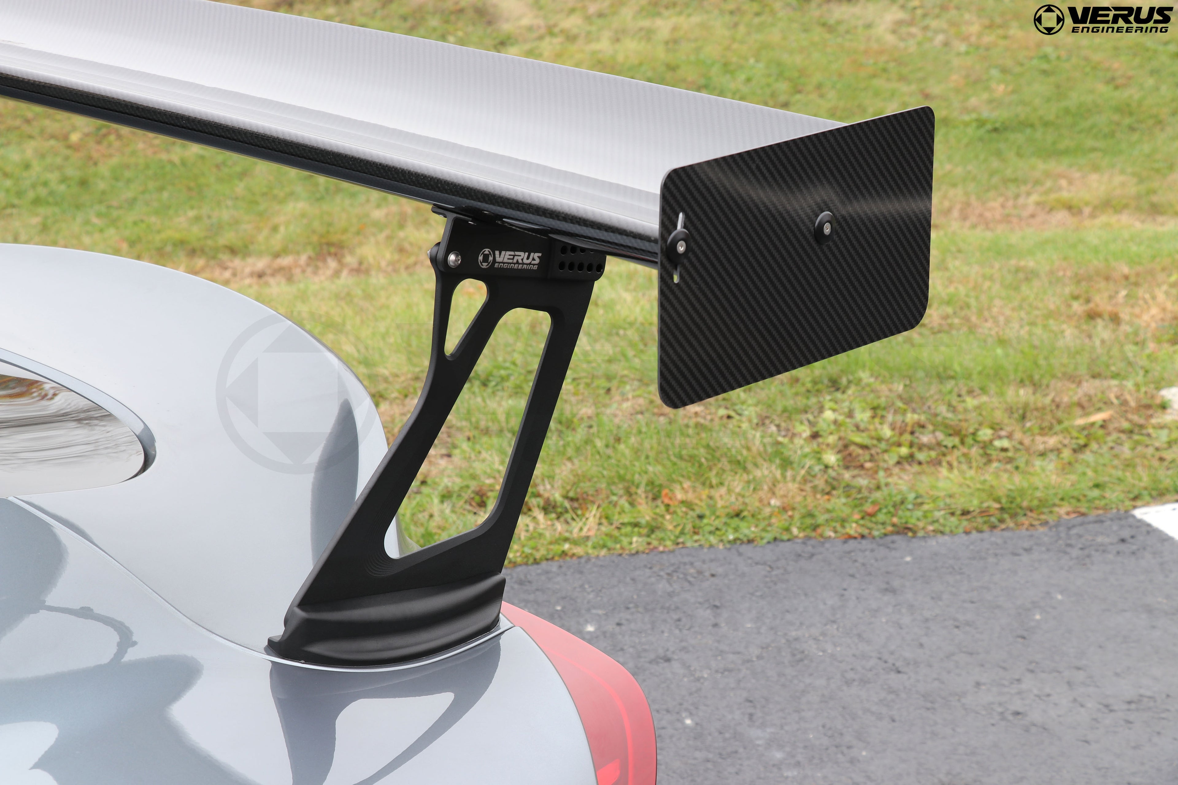 UCW Rear Kit - Mk5 Supra